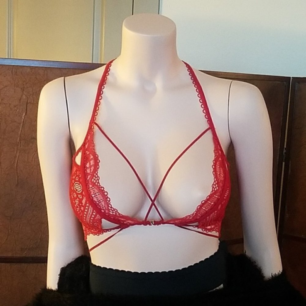 💋 Elsa Bralette